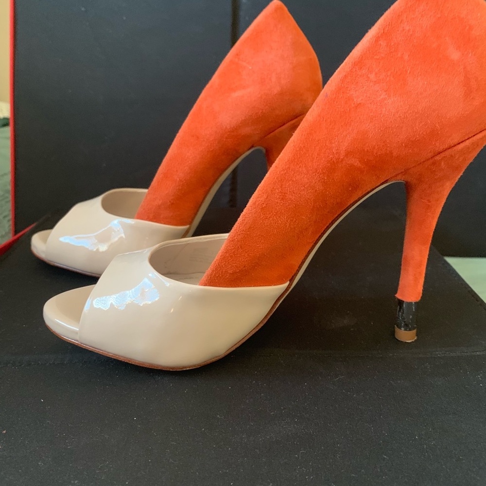 BCBGeneration color block heel